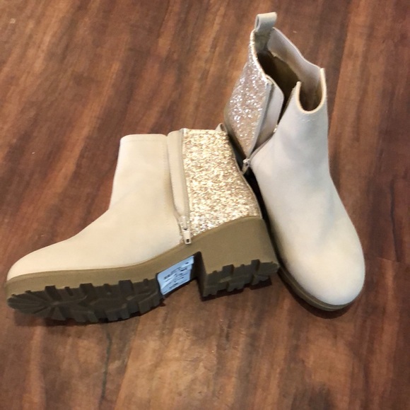 Brand new tan booties. - Picture 3 of 4